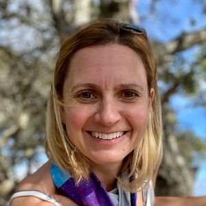 Meet your Posher, Jacqueline